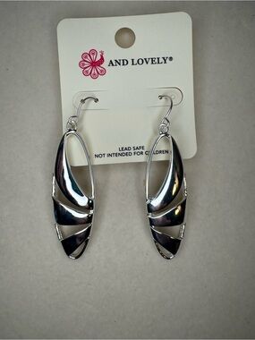 New And Lovely Silver Oval Openwork Dangle Earrings